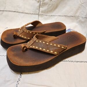 Vintage Reef "Butter" Flip Flops Size 7